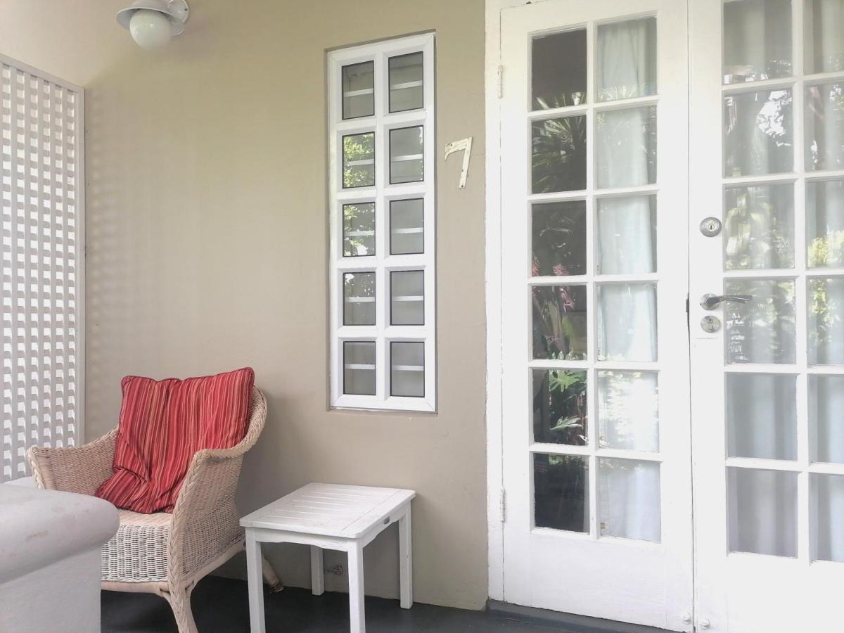 Conifer Beach House Port Elizabeth Exterior foto
